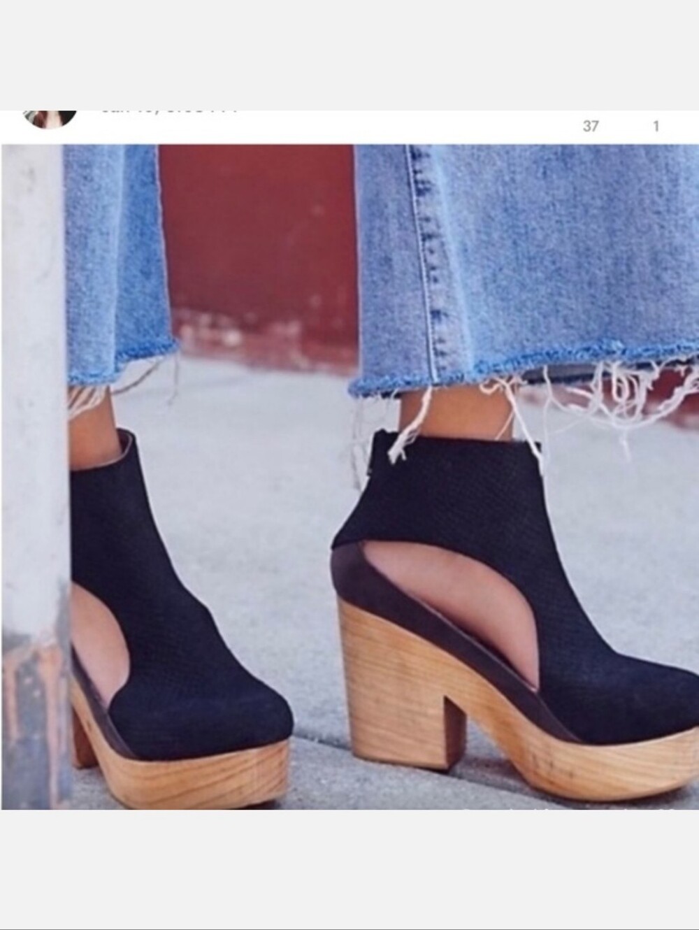 Free People Horizon Clog Bootie Black Snakeskin Embossed Wooden Platform Size 38 - Picture 1 of 8